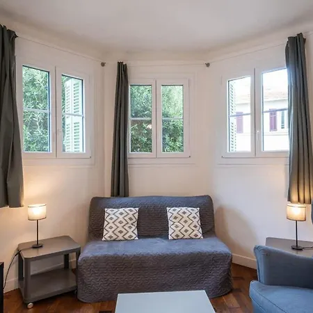 Calme Au Centre Appartement Antibes