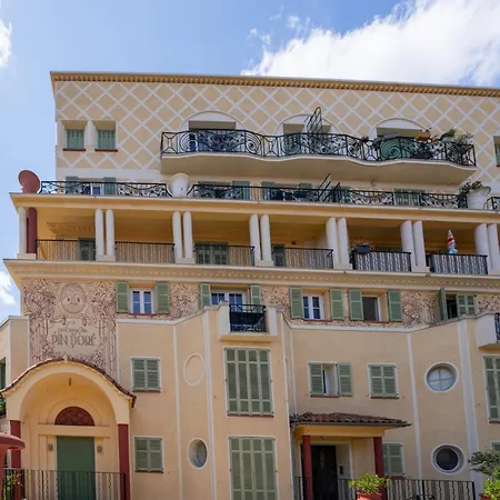 Calme Au Centre * 昂蒂布